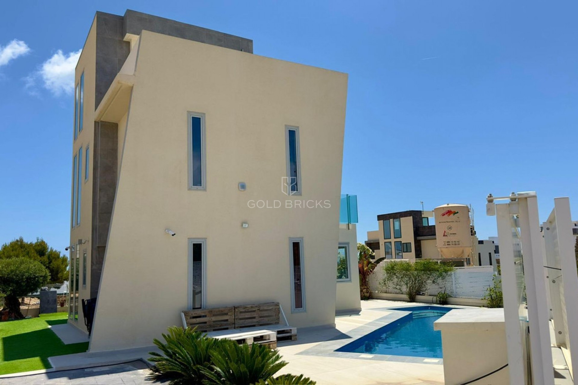 Sale · House - Bungalow · Finestrat