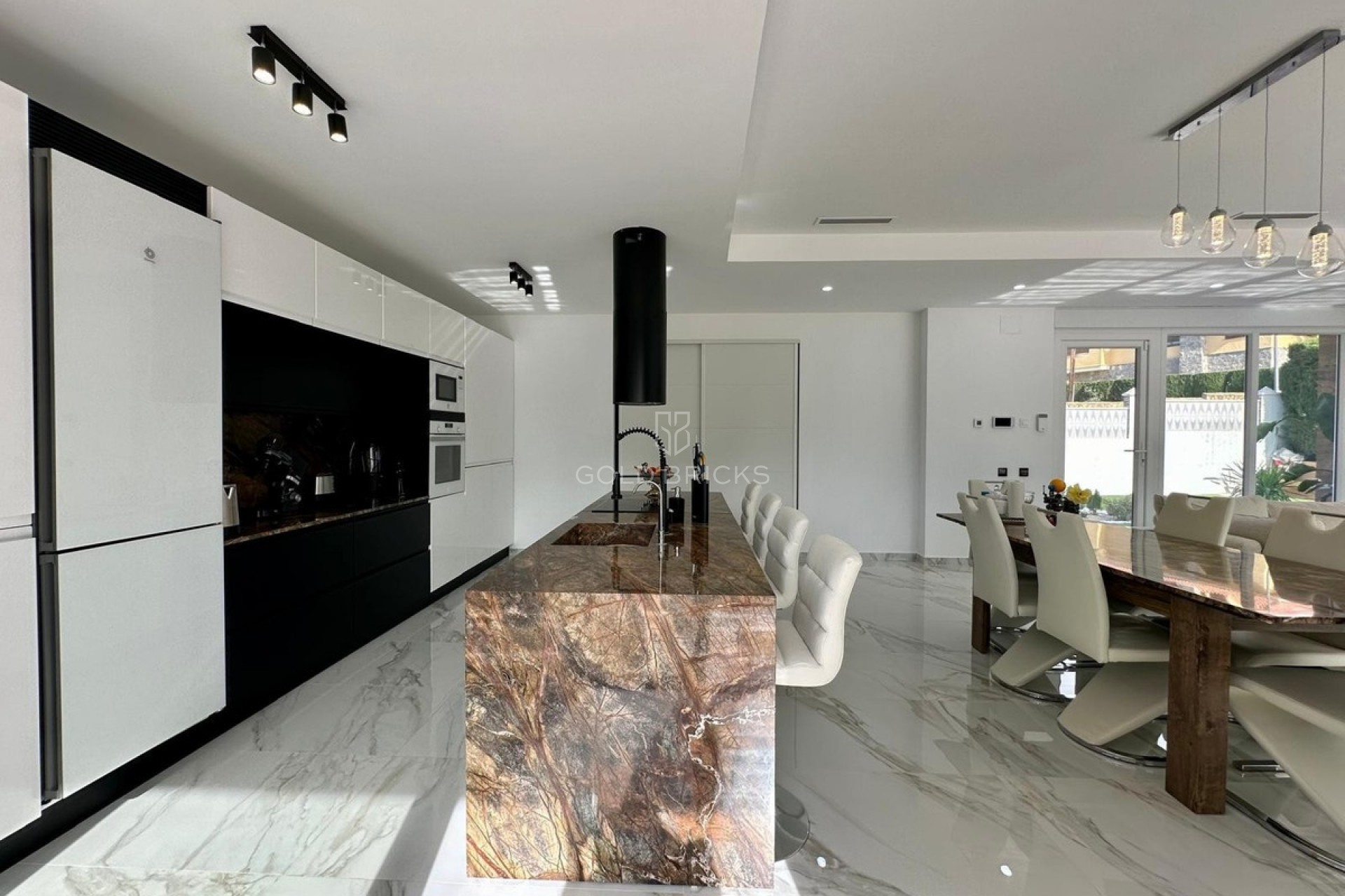 Sale · House - Detached Villa · Petrel · Petrer