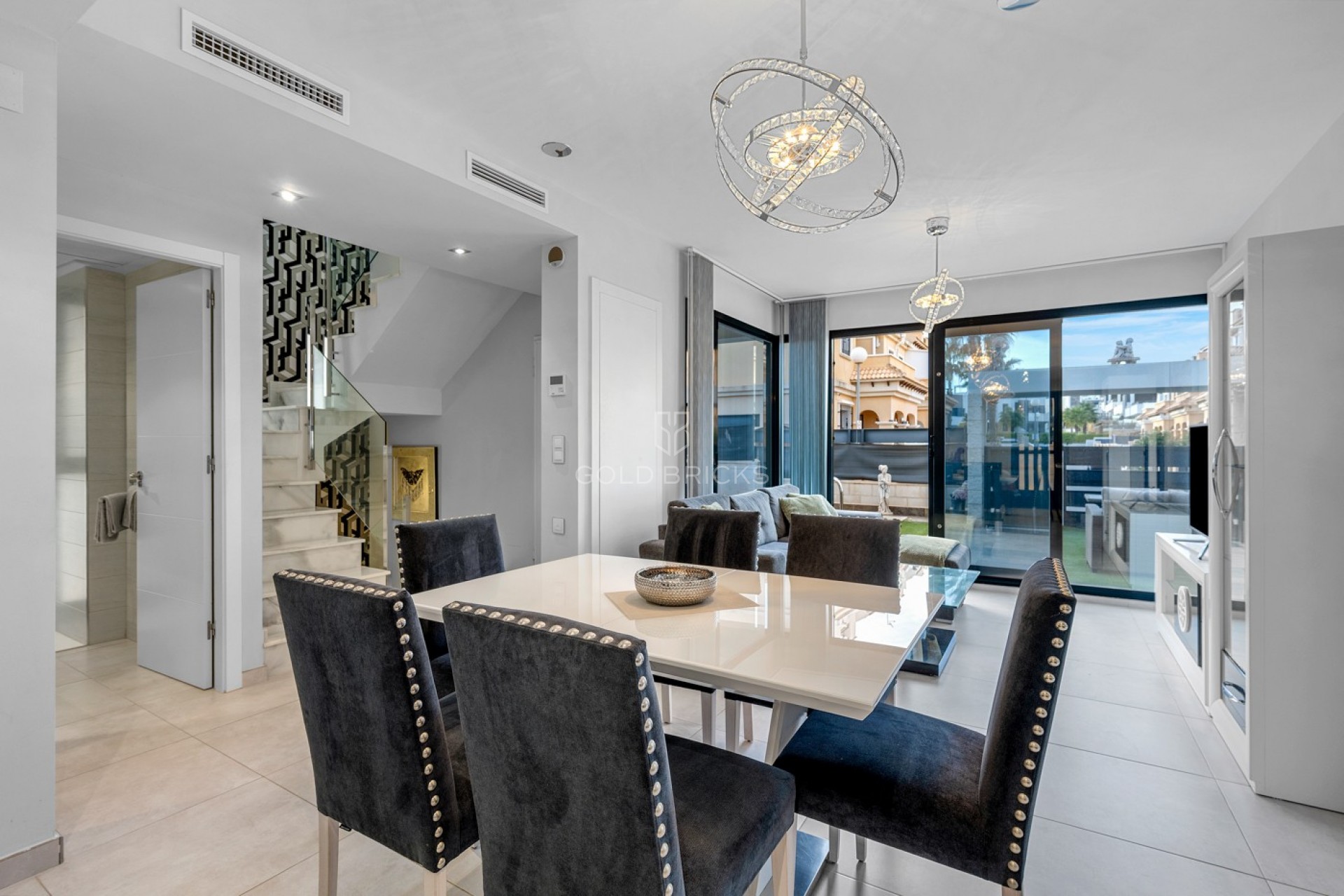 Sale · Villa · Orihuela Costa