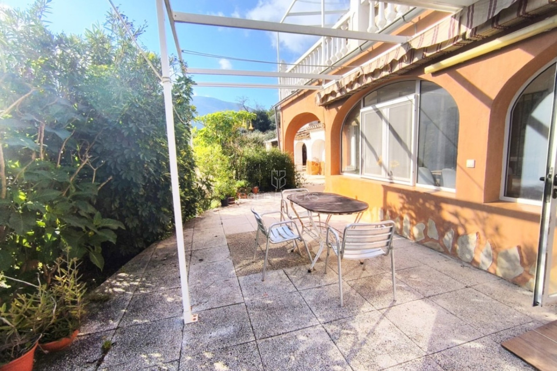 Sprzedaż ·  · Parcent