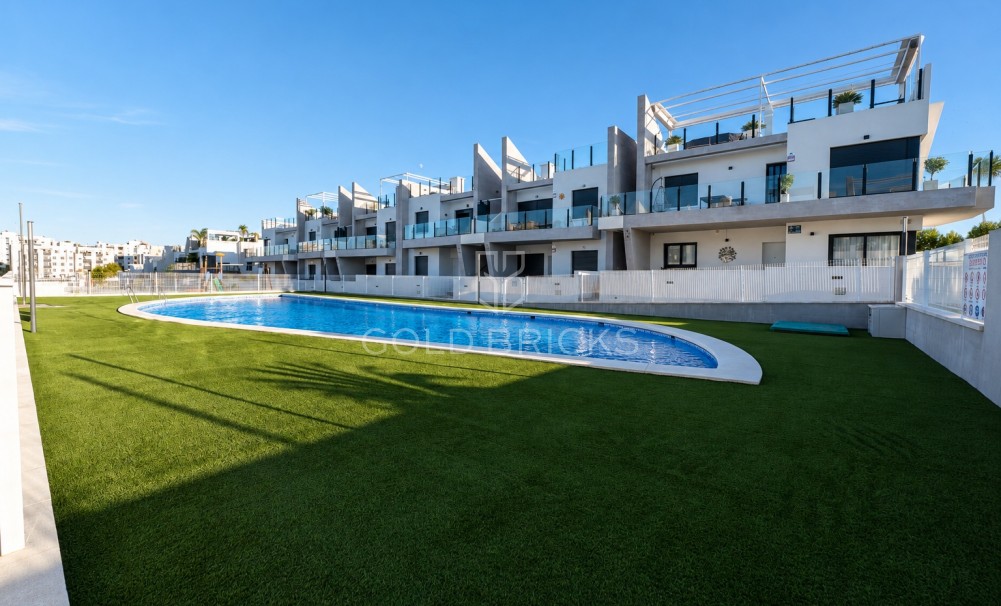 Top Floor Bungalow · Sale · San Miguel · San Miguel Salinas