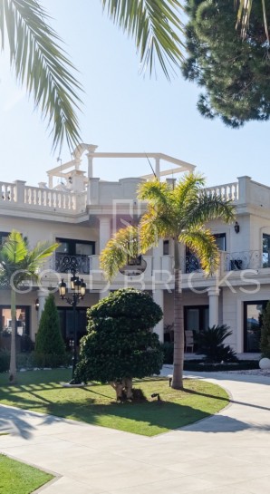 Villa - Återförsäljning - Orihuela Costa - Dehesa de campoamor