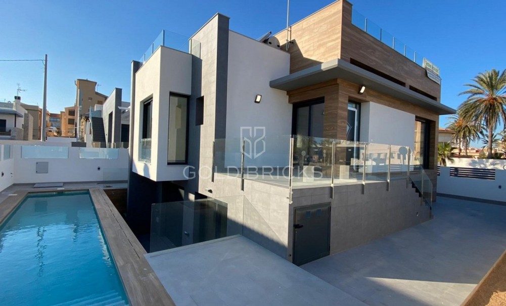 Villa - New Build - Torrevieja - GB-21058