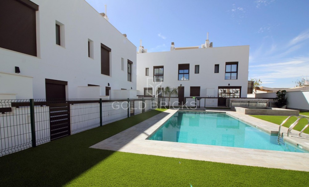 Villa - Nouvelle construction - Pilar de la Horadada - GB-75936