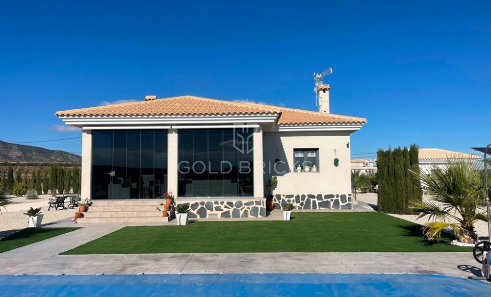 Villa - Nouvelle construction - Pinoso - GB-71960
