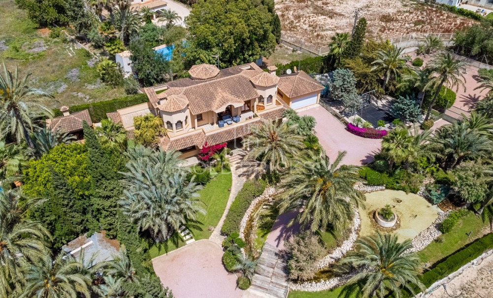 Villa - Revente - Elche/Elx - CBB-44466