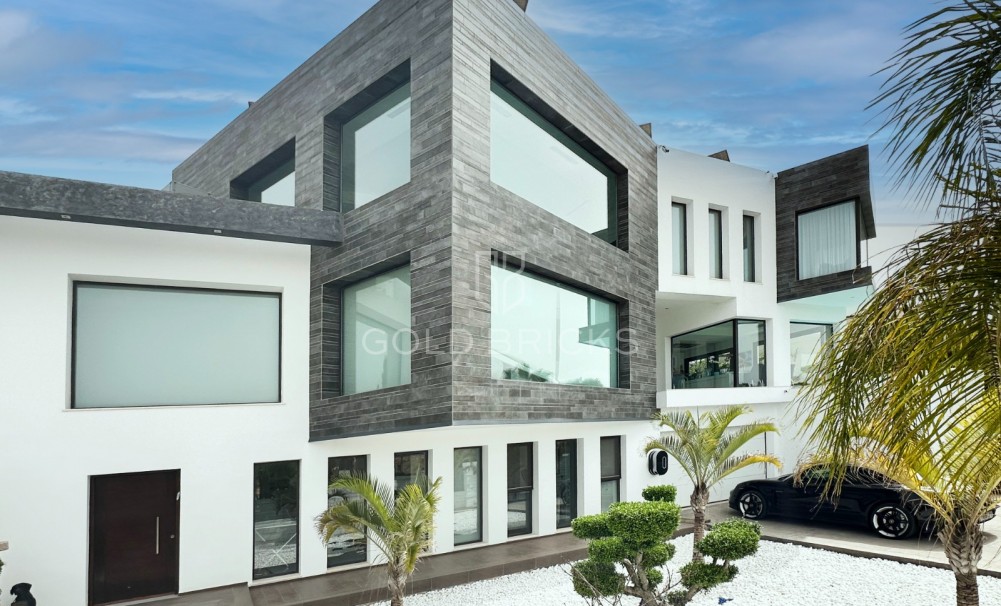 Villa - Sprzedaż - Jávea/Xàbia - 39001