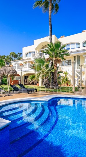 Villa - Sprzedaż - Orihuela Costa - Cabo roig - La Zenia