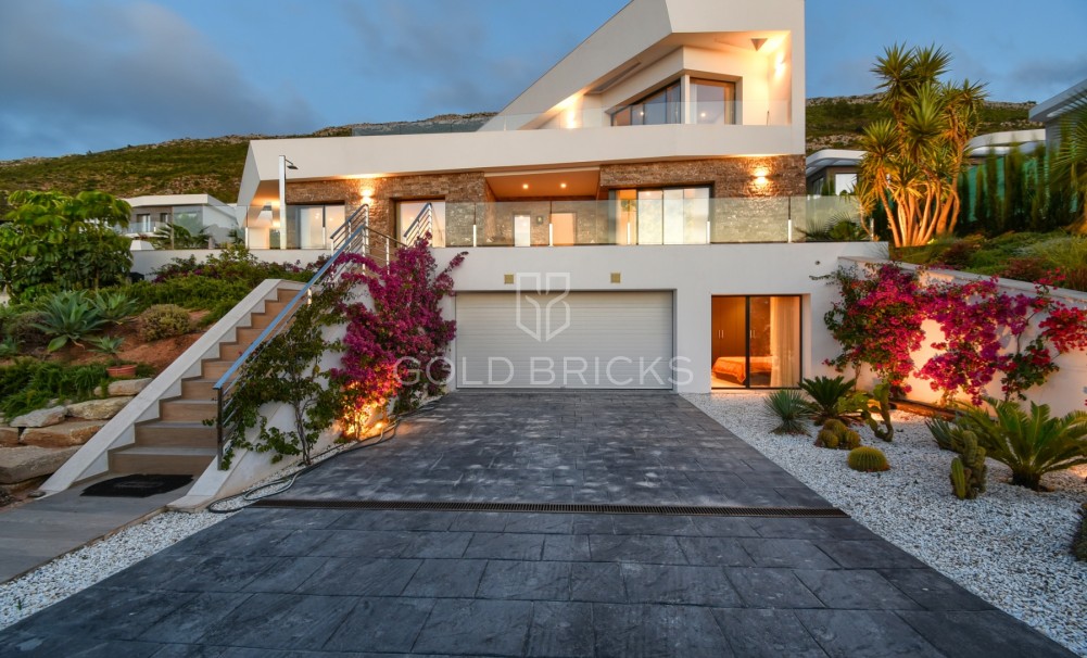 Villa - Wederverkoop - Jávea - GBC2702