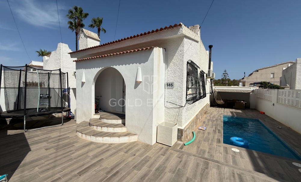 Vrijstaande villa · Wederverkoop · Orihuela Costa · Villamartín