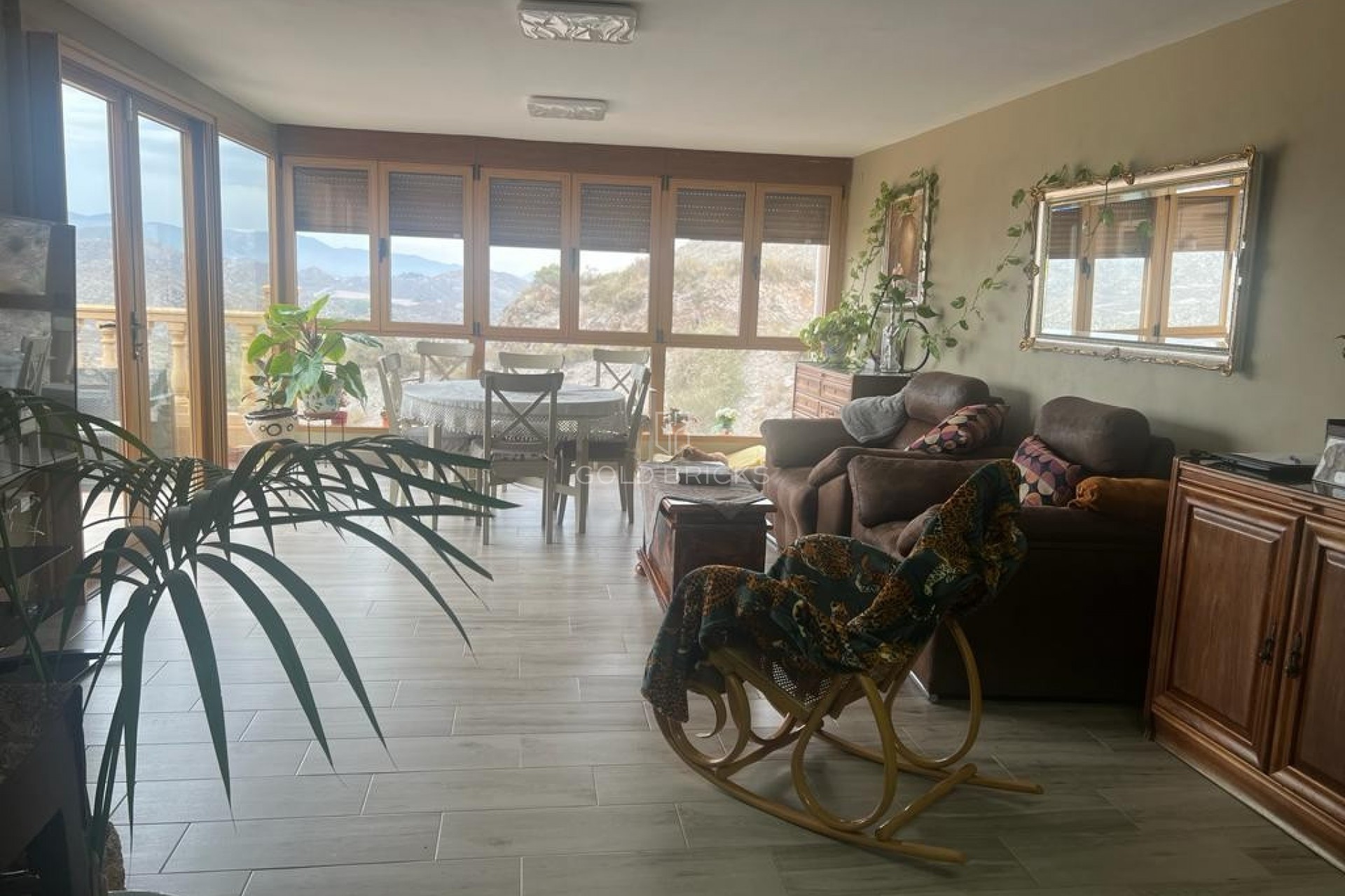 Wederverkoop ·  · Águilas · Calabardina