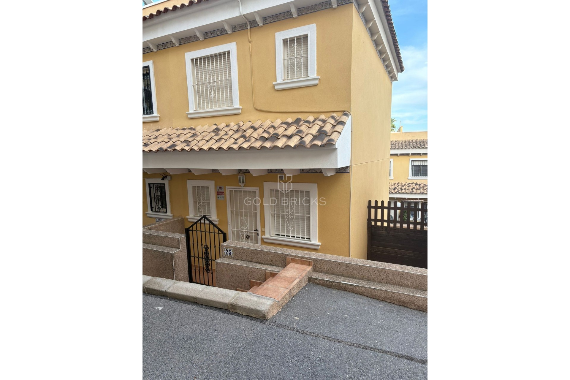 Wederverkoop ·  · Algorfa · Algorfa Centro