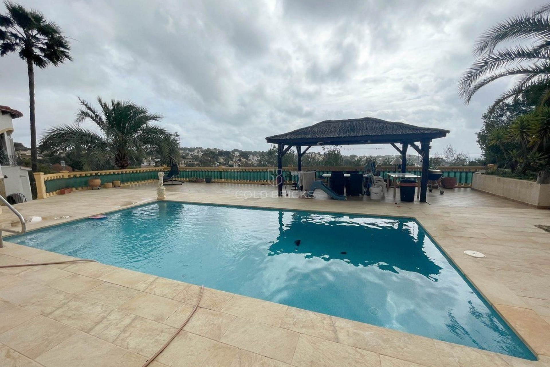 Wederverkoop ·  · Algorfa · Montemar