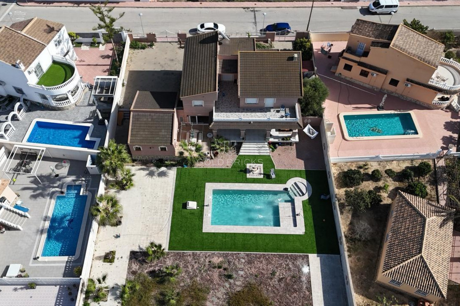 Wederverkoop ·  · Benijofar