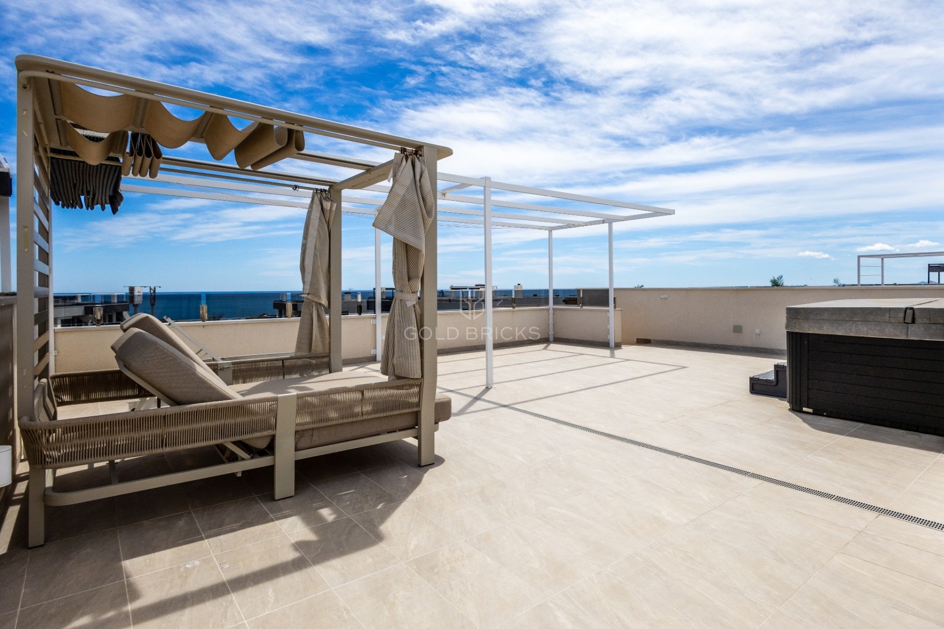 Wederverkoop · Duplex penthouse · Orihuela Costa · Playa Flamenca