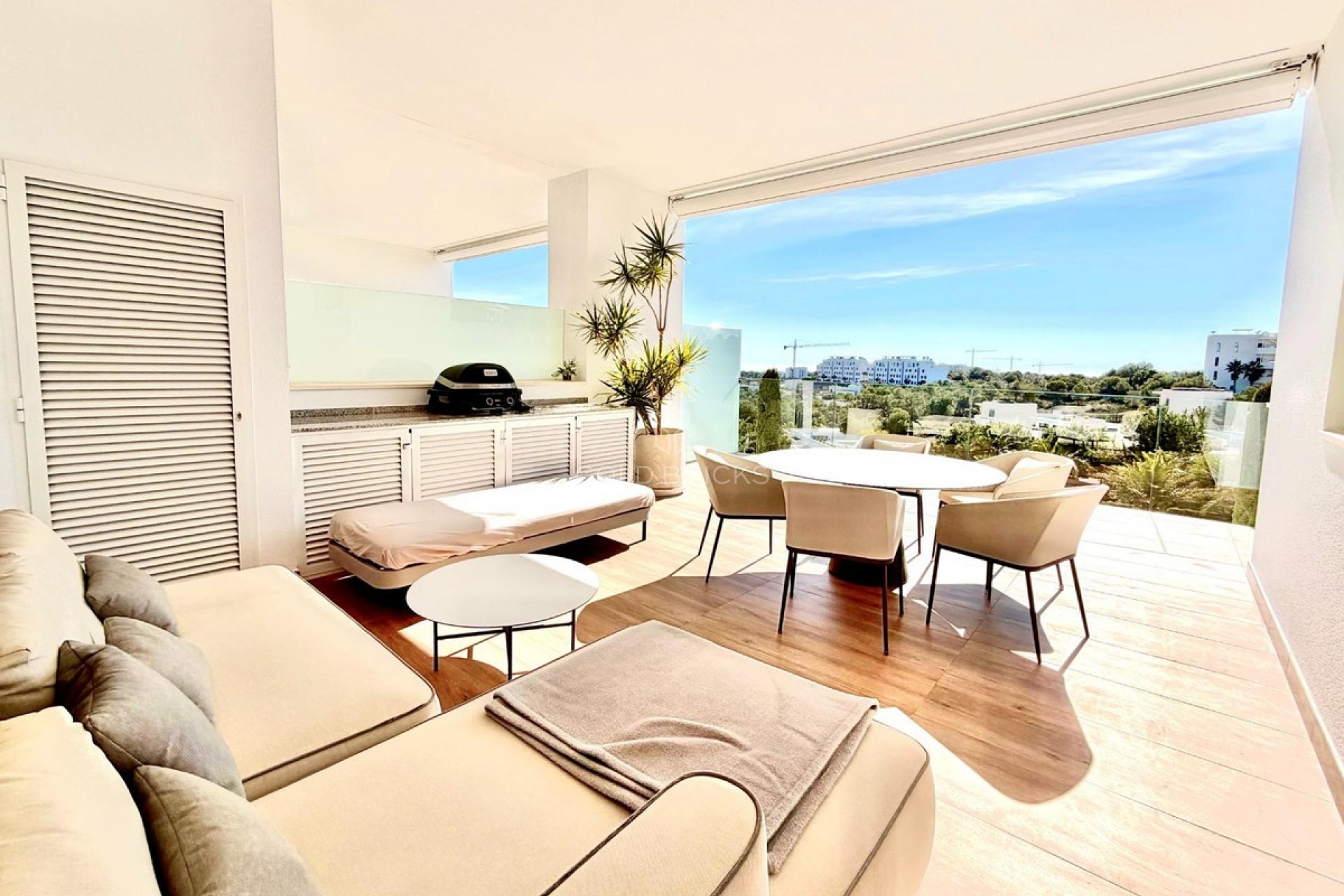 Wederverkoop ·  · Orihuela · Las Colinas Golf