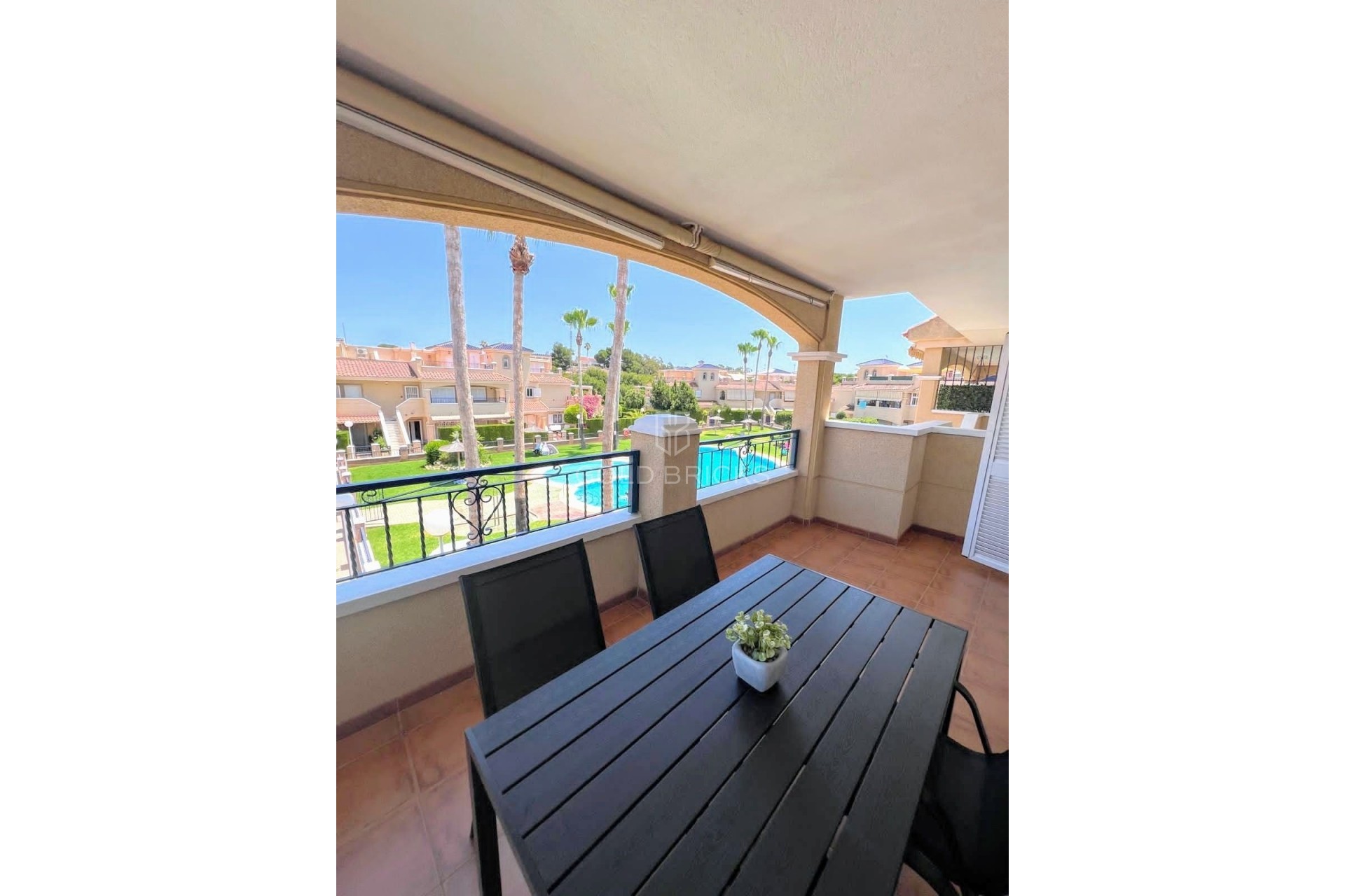 Wederverkoop ·  · Orihuela · Mil Palmeras