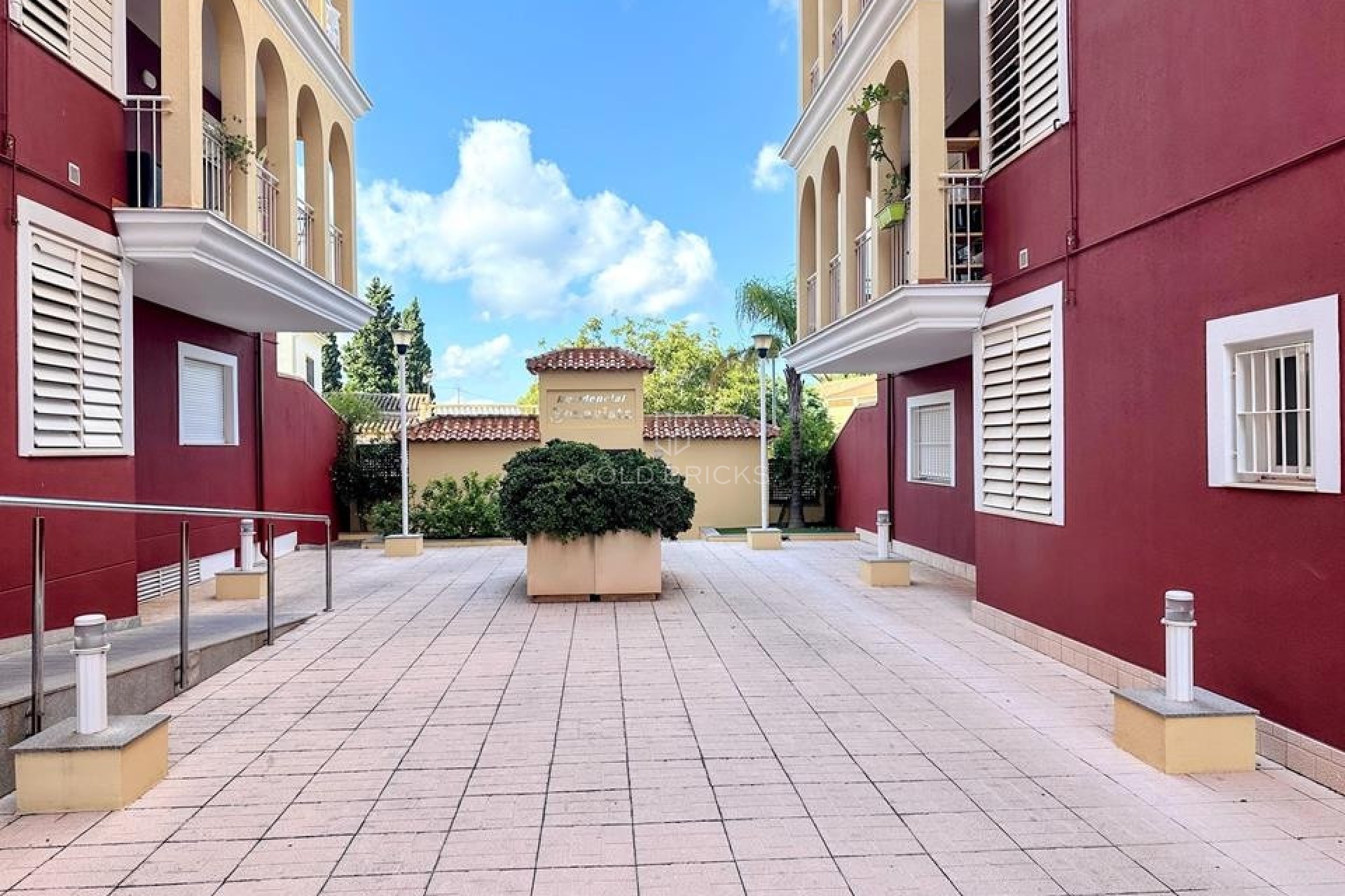 Wederverkoop ·  · Pedreguer · Pedreguer Centro