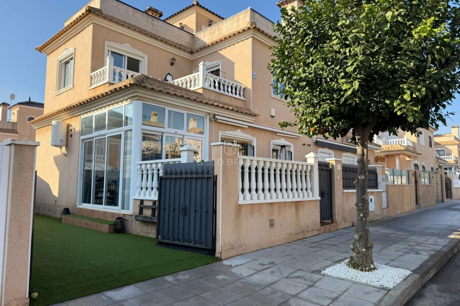 Wederverkoop ·  · Pilar de la Horadada · Torre De La Horadada