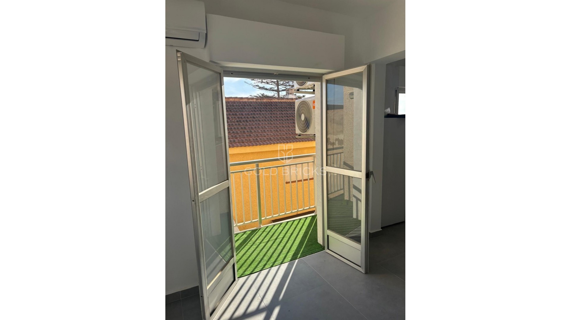  · Wederverkoop · Pilar de la Horadada · Torre De La Horadada