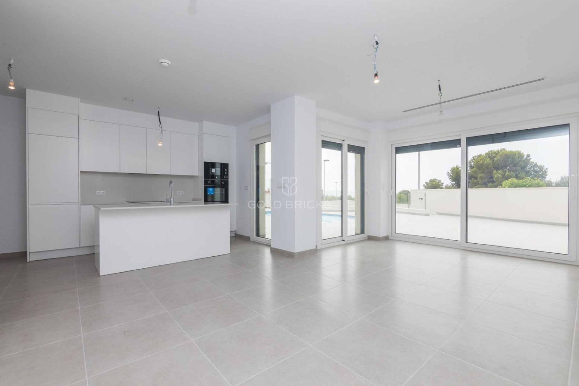 Wederverkoop ·  · Polop · Polop Centro