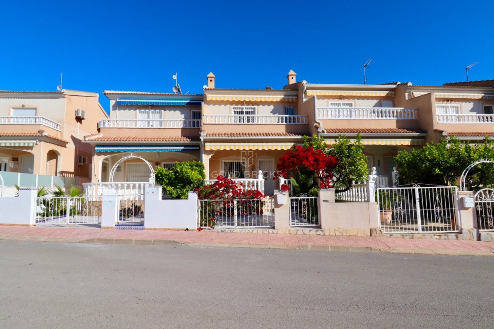 Wederverkoop ·  · Rojales · Doña Pepa