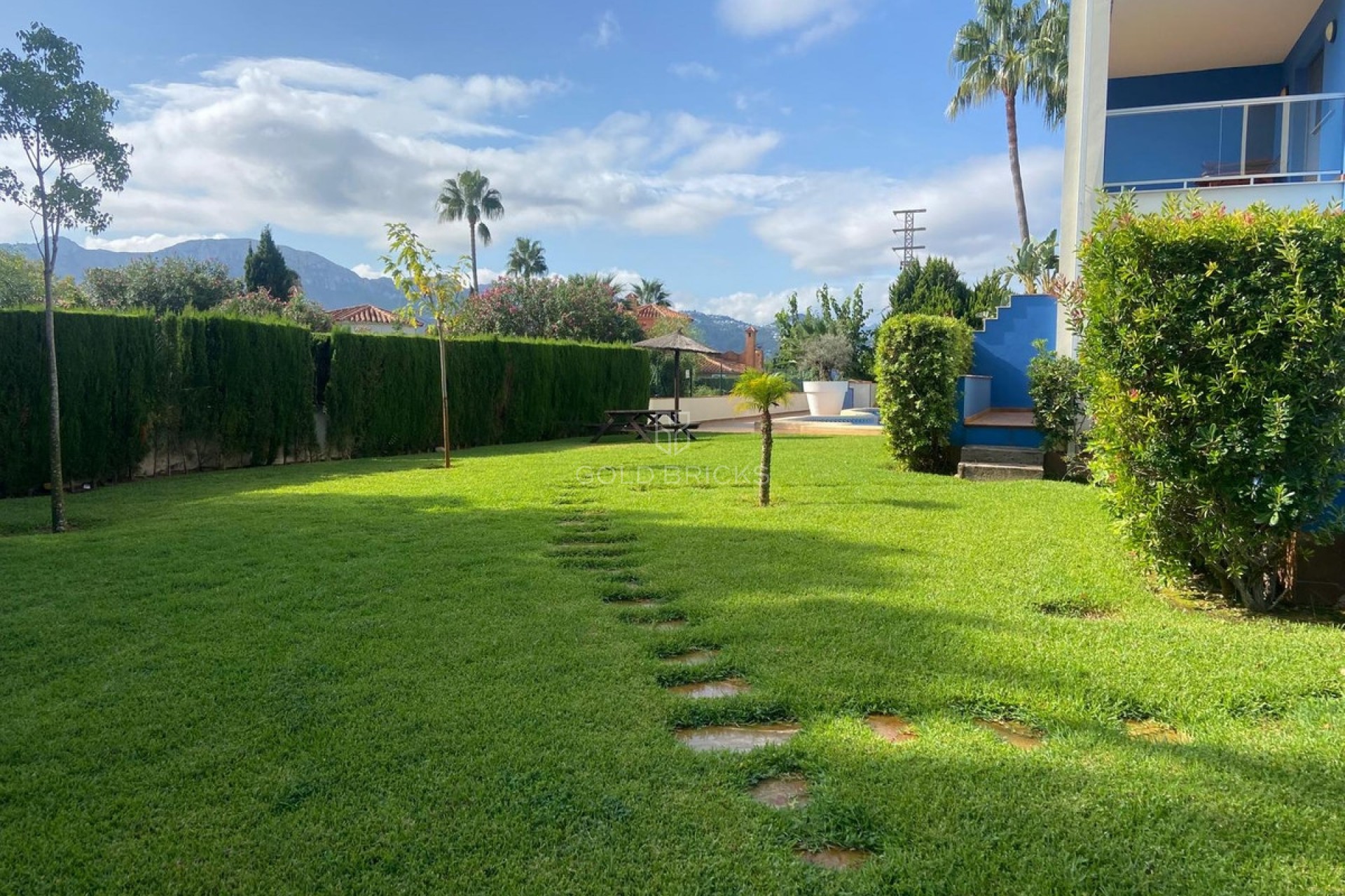 Wederverkoop ·  · San Fulgencio · La Marina