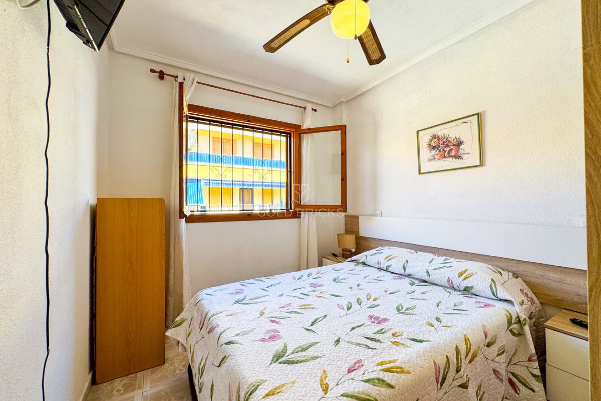 Wederverkoop ·  · Torrevieja · Playa De La Mata