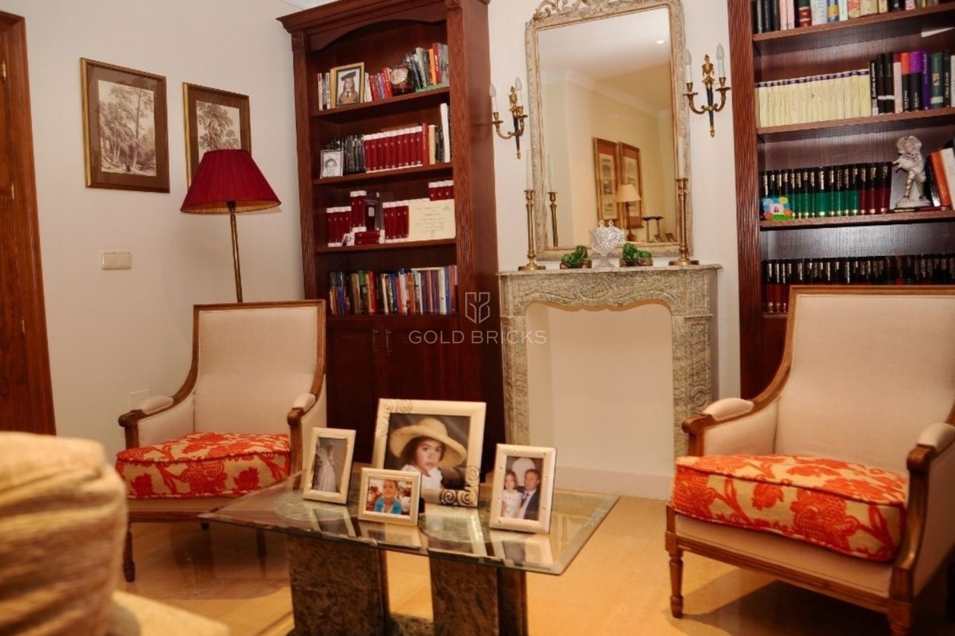 Wederverkoop ·  · Vélez-Blanco