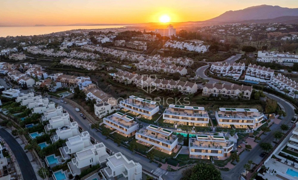 New Build · Town House · Estepona · El Paraiso Golf