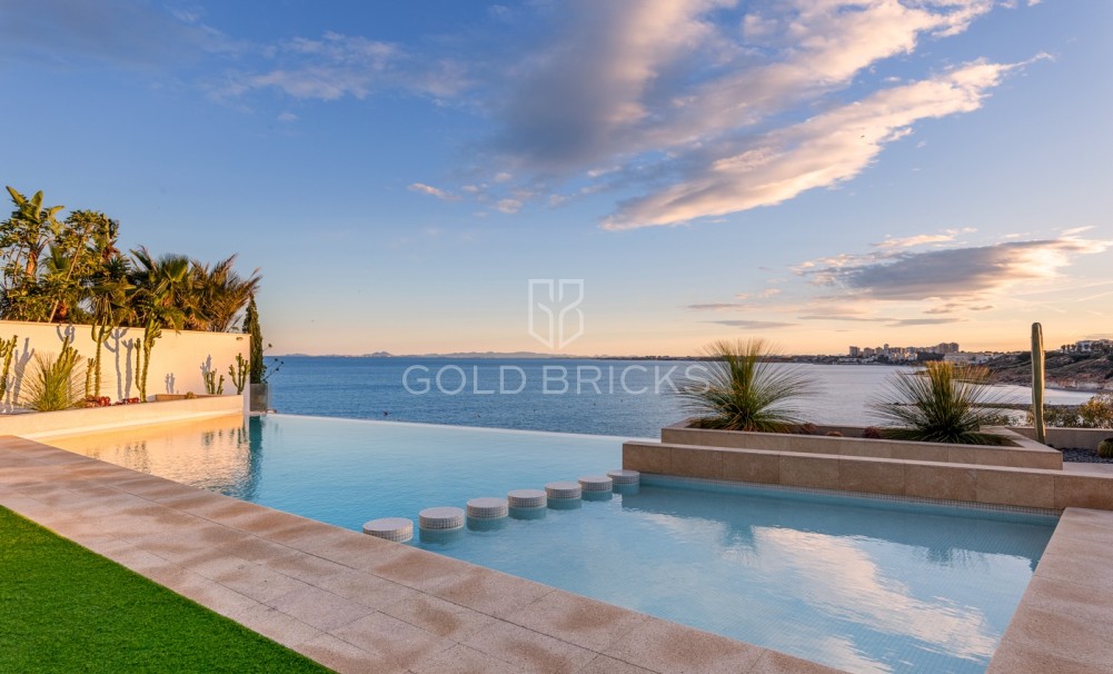 Sale · Villa · Orihuela Costa · Cabo Roig