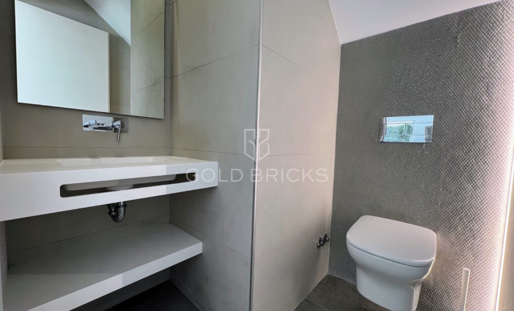 Wederverkoop · Vrijstaande villa · Las Colinas Golf Resort