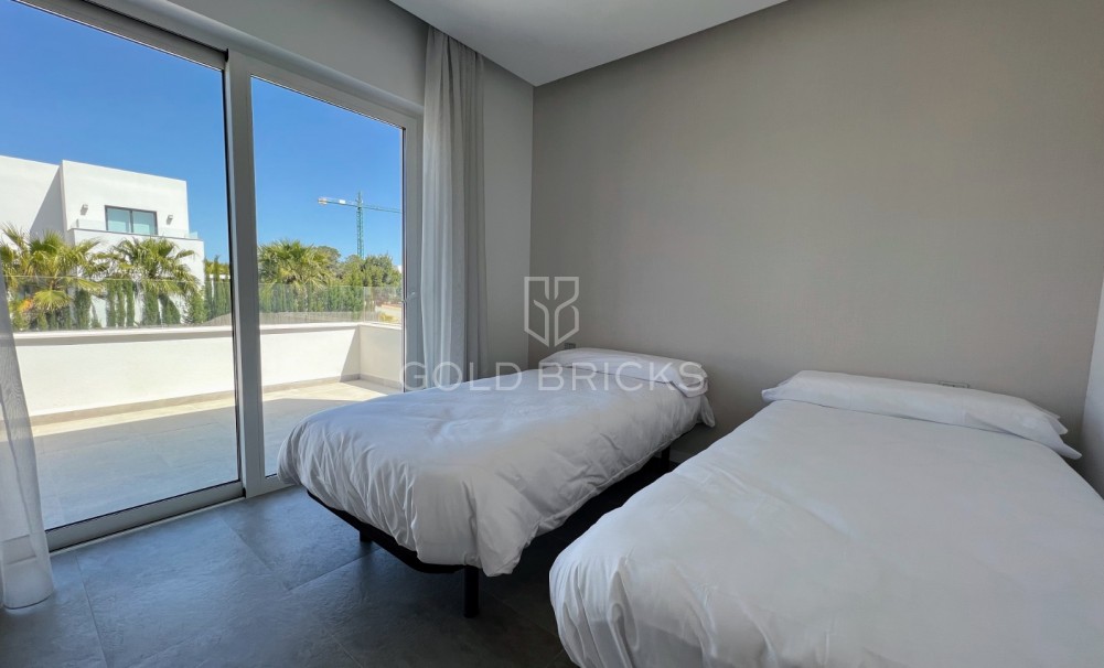 Wederverkoop · Vrijstaande villa · Las Colinas Golf Resort