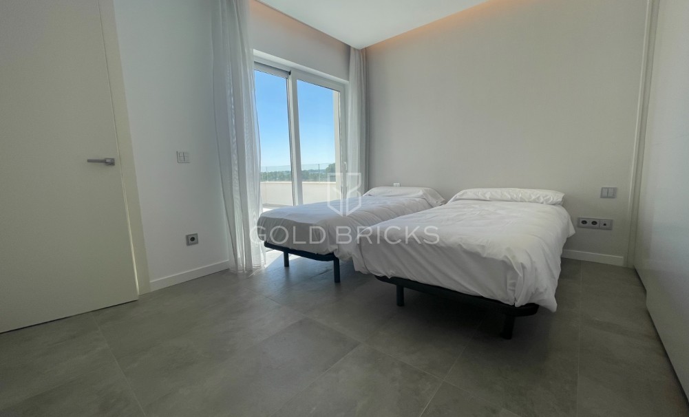 Wederverkoop · Vrijstaande villa · Las Colinas Golf Resort