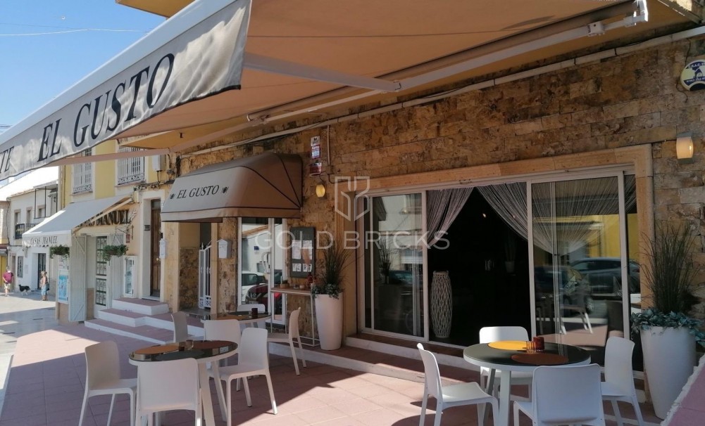 Sale · Commercial · Benijofar · Centro