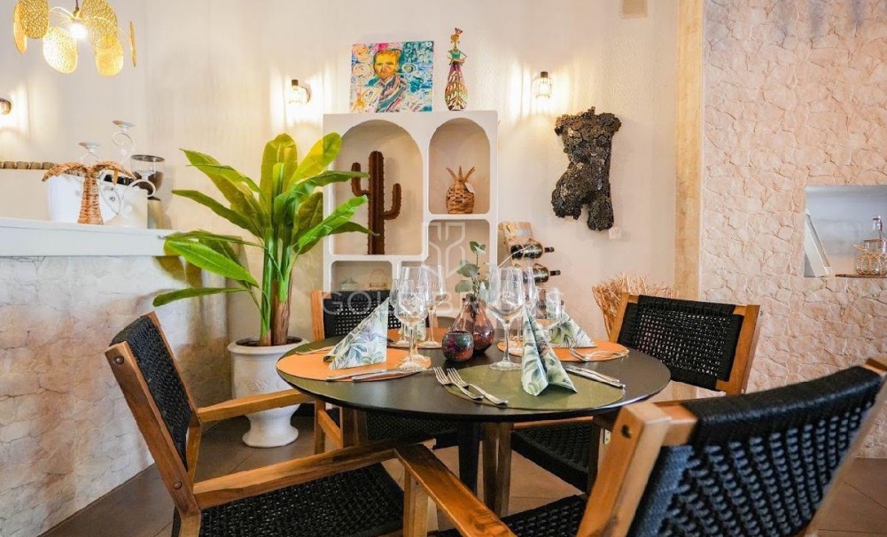 Sale · Commercial · Benijofar · Centro