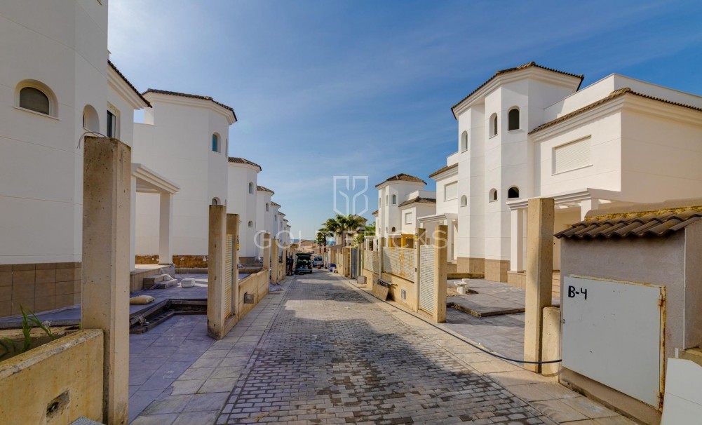 New Build · Villa · San Fulgencio · El Oasis