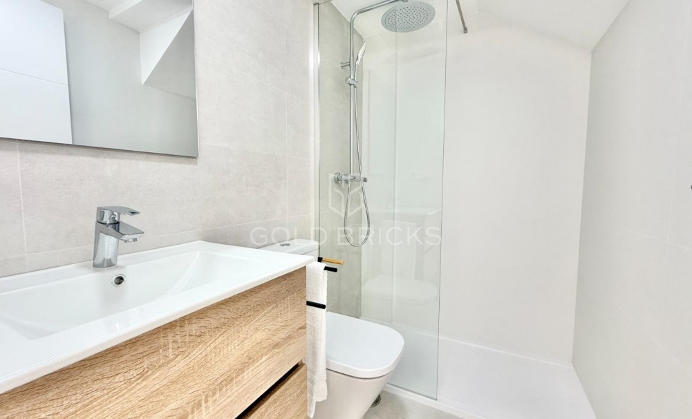 New Build · Town House · Cox · San Fernando