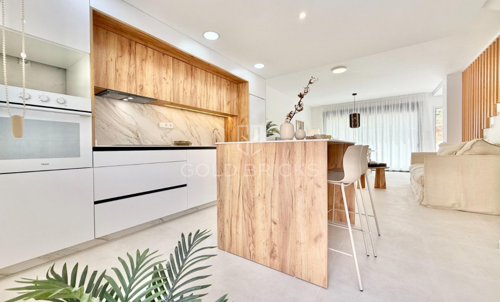 New Build · Town House · Cox · San Fernando