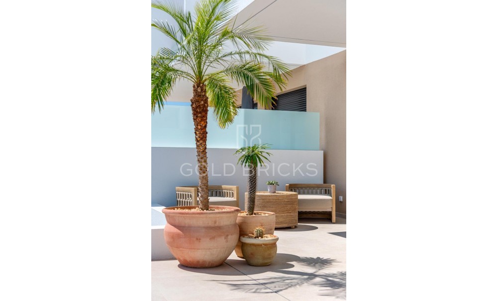 Nybyggnation · Villa · Dolores · Sector 3