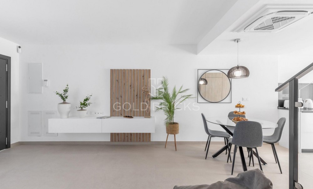 New Build · Town House · Rafal · pueblo