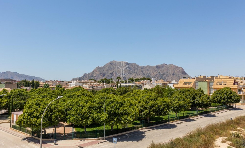 New Build · Town House · Rafal · pueblo