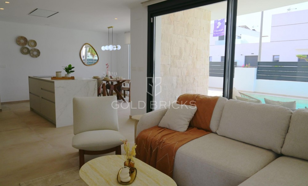 New Build · Villa · Dolores · polideportivo