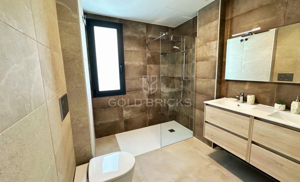 New Build · Villa · Dolores · polideportivo