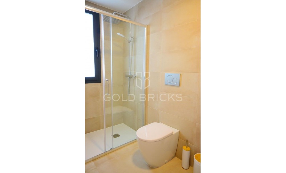 New Build · Villa · Dolores · polideportivo