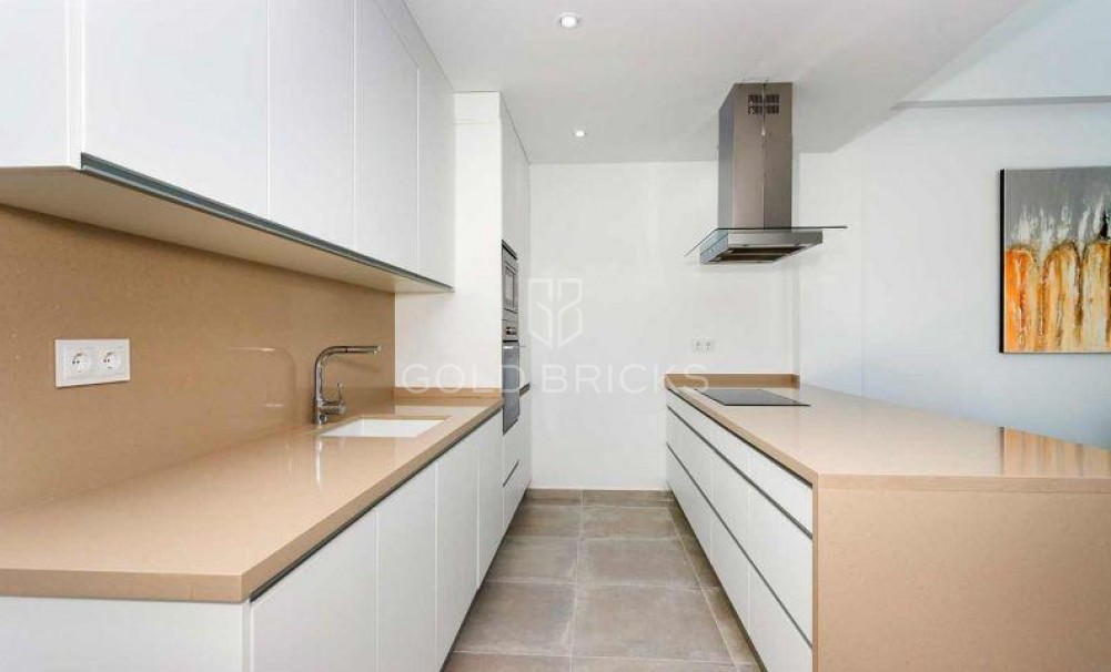 New Build · Quad House · Daya Nueva · CENTRO