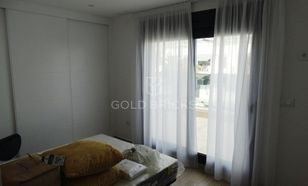 New Build · Villa · Pilar de la Horadada · pueblo