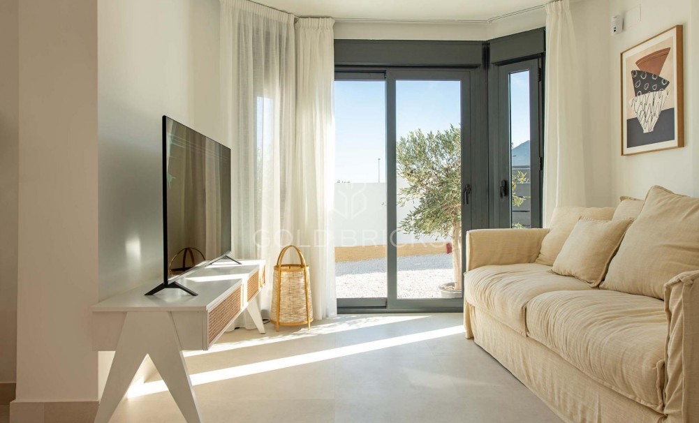 New Build · Town House · Cox · San Fernando