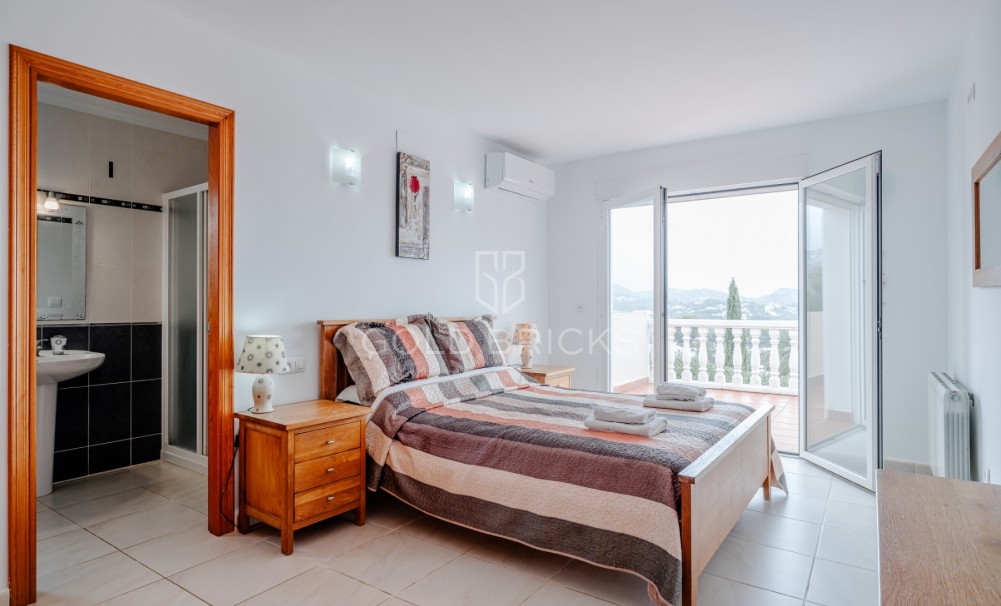 Sale · Villa · Moraira · El Tesoro