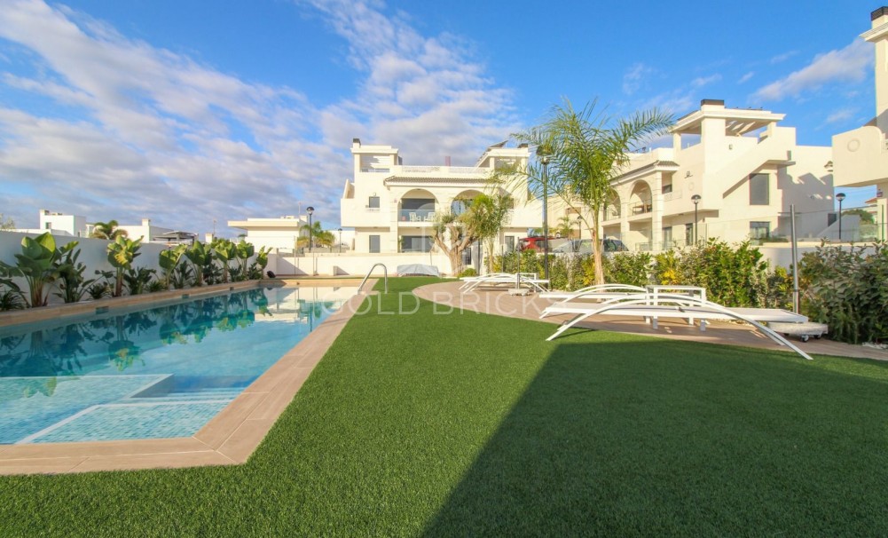 Revente · Attique · Ciudad quesada · Dona Pepa